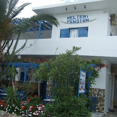 Meltemi Pension Ios Chora Esterno foto