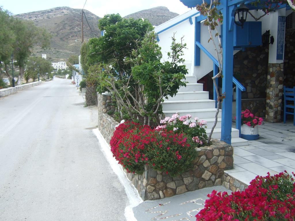 Meltemi Pension Ios Chora Esterno foto