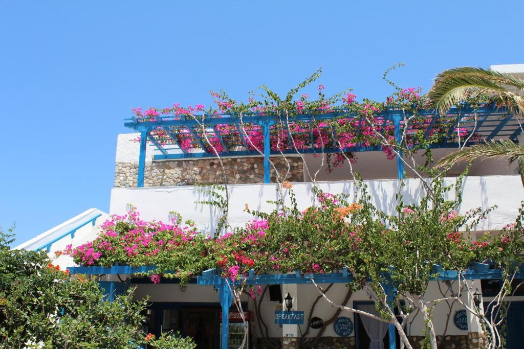 Meltemi Pension Ios Chora Esterno foto